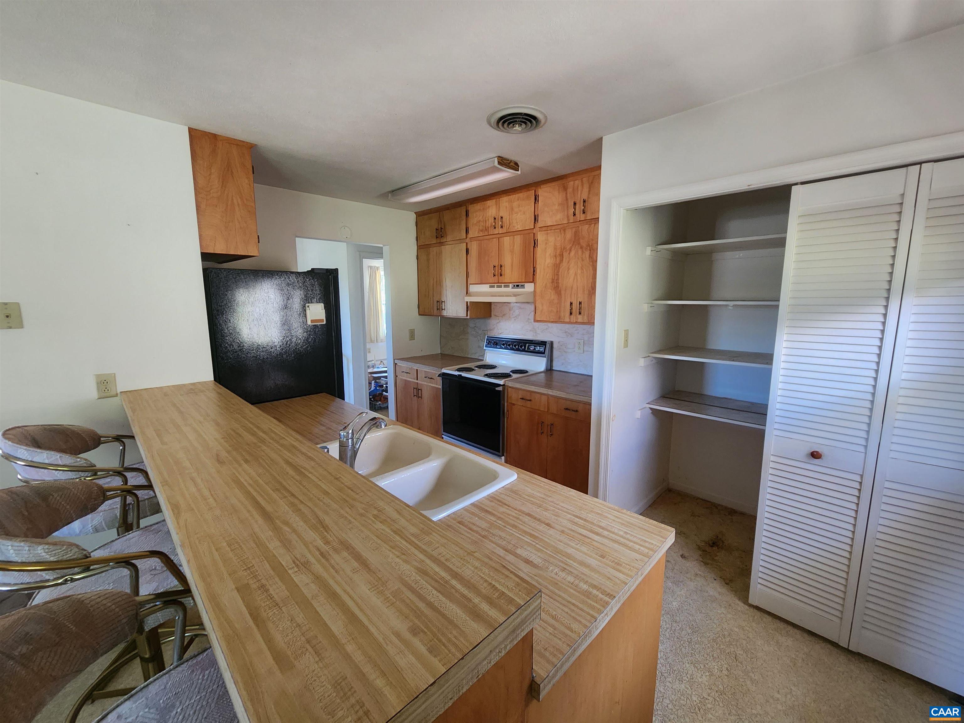 24 Greenfield Road Luray, VA 22835 - Photo 7 of 16 Gallery Image 7