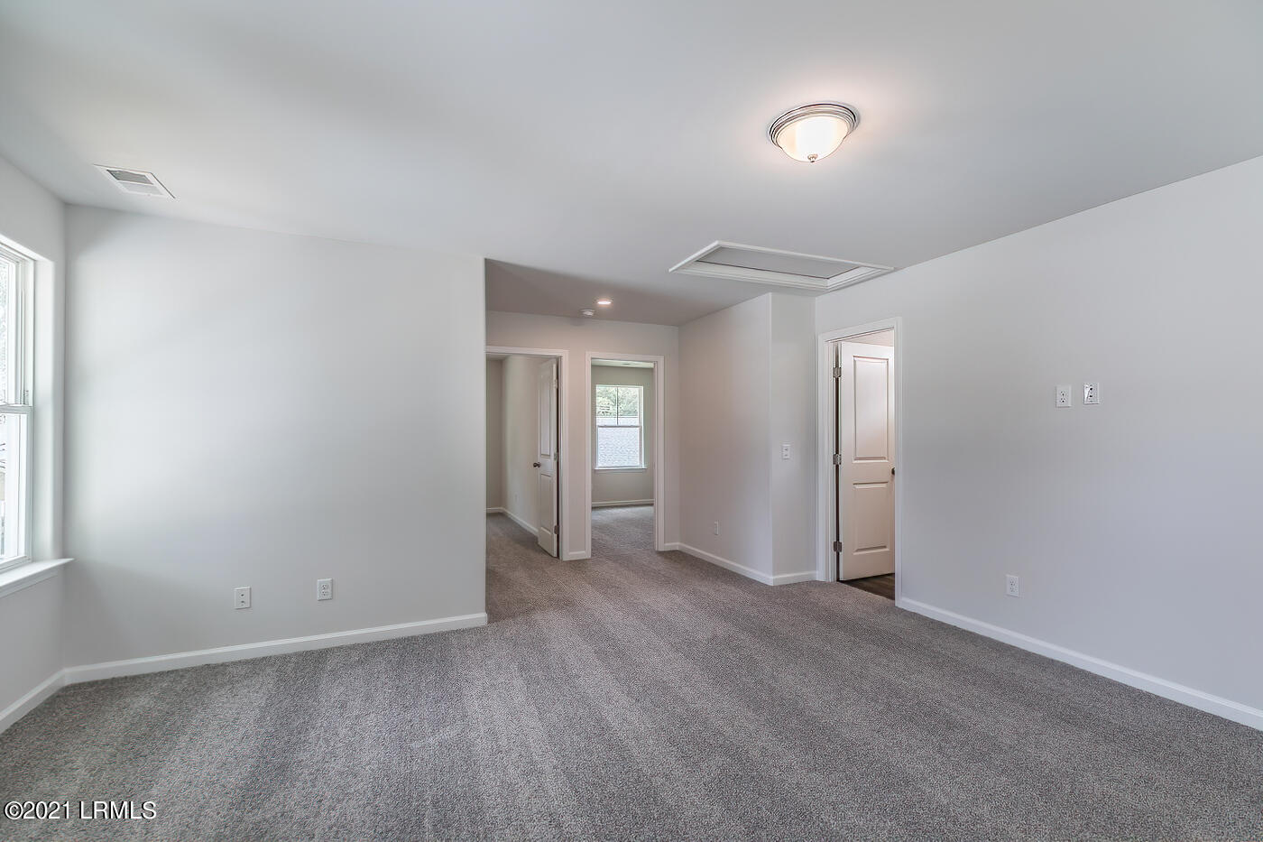 449 Volunteer Park Road Ridgeland, SC 29936 - Photo 27 of 44 27 Family room