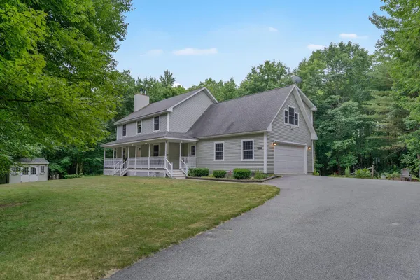 $724,000 | 14 Rosewood Lane, New Gloucester, ME 04260