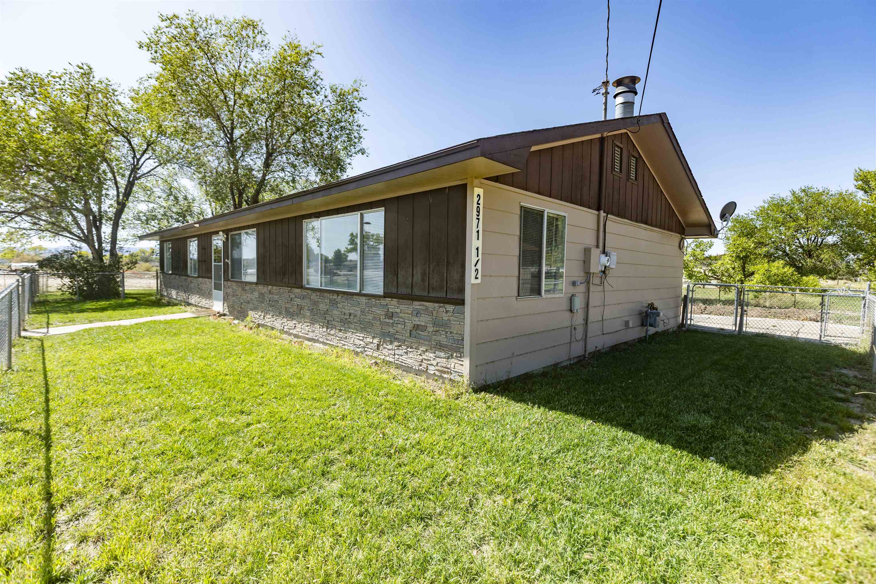 2971 1/2 D 1/2 Road Grand Junction, CO 81504 - Photo 2 of 37