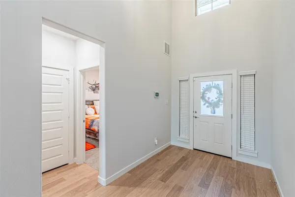 an empty room with closet