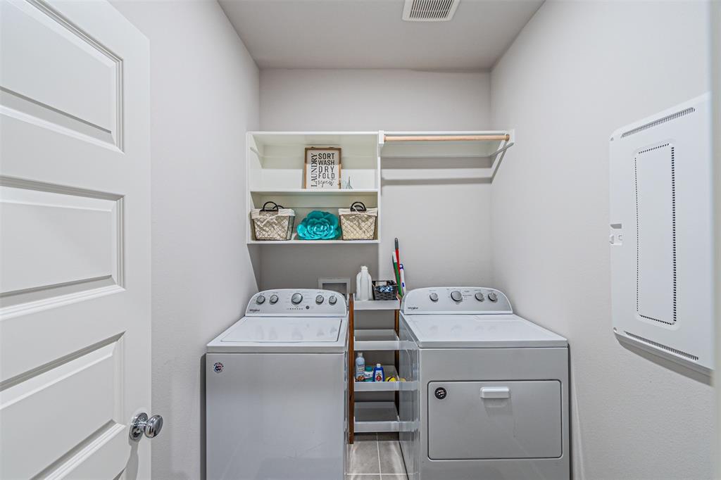 2231 Wexford Way Forney, TX 75126 - Photo 9 of 40