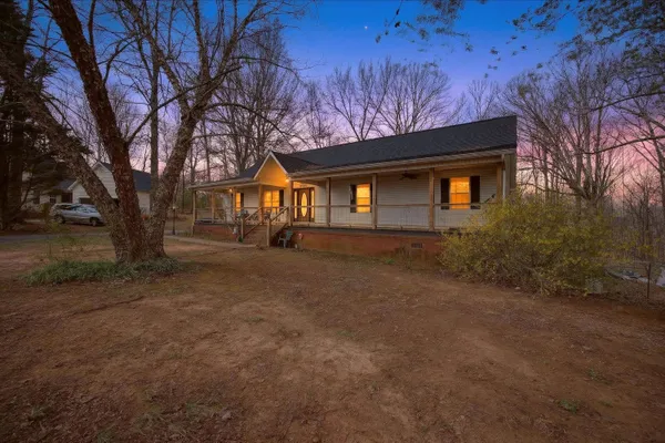 $299,900 | 333 Windsong Drive, LaFayette, GA 30728