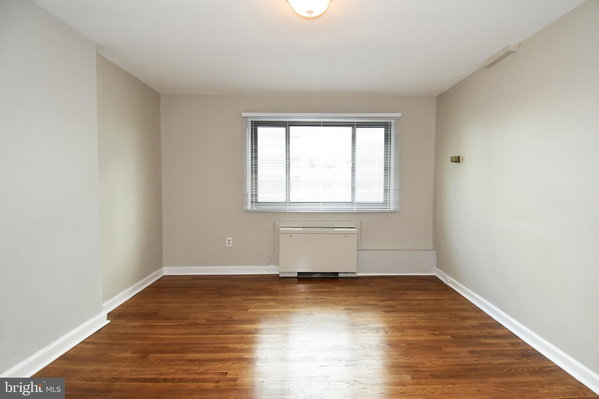 1200 South Arlington Ridge Road, Unit 512 Arlington, VA 22202 - Photo 15 of 30 Bedroom
