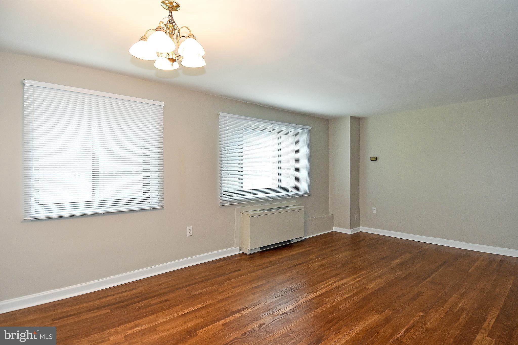 1200 South Arlington Ridge Road, Unit 512 Arlington, VA 22202 - Photo 2 of 30 Dining Room to Living Room