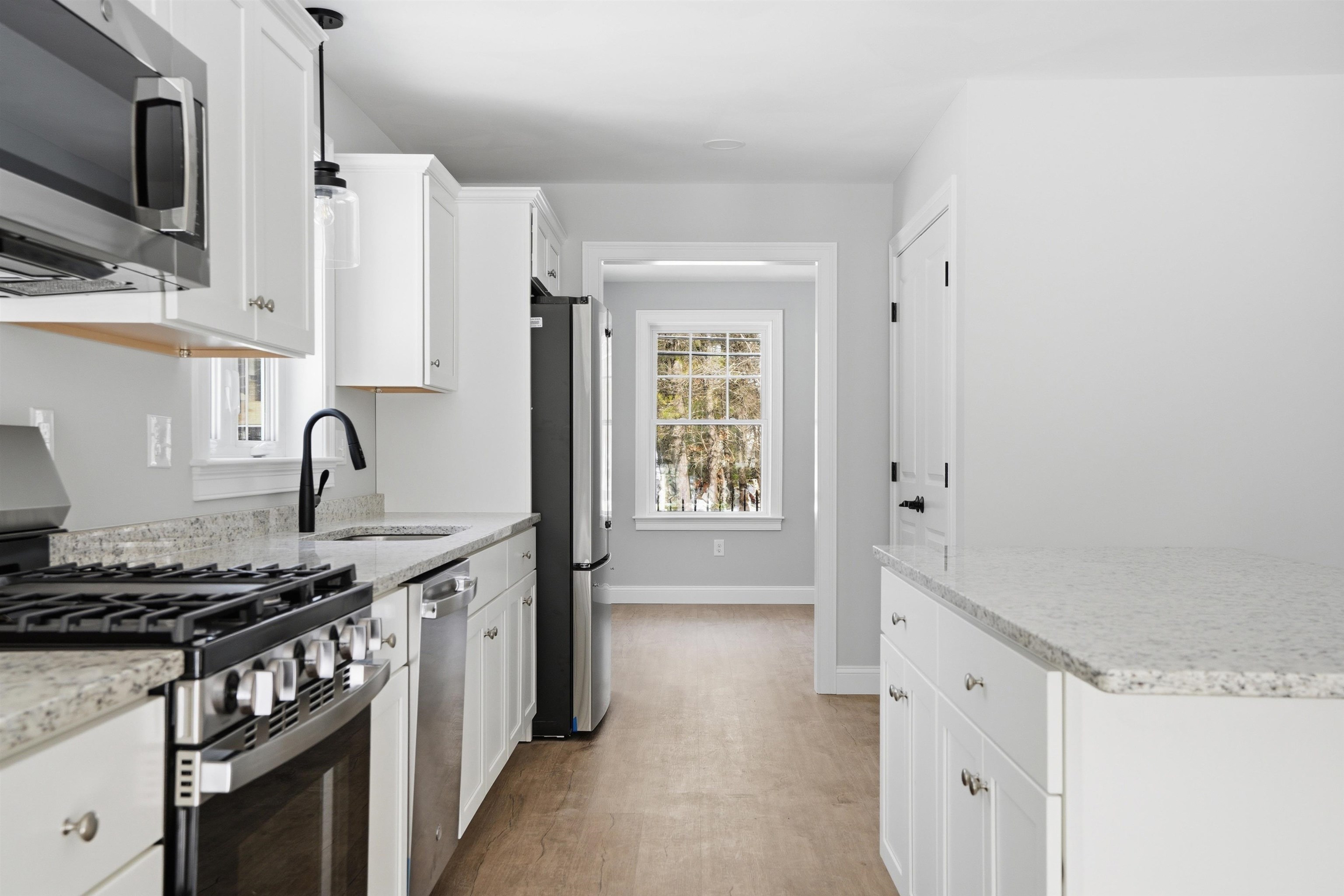 7 Talent Road, Unit 5 & 7 LOT 292 Litchfield, NH 03052 - Photo 10 of 32