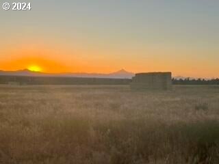 15587 Shumway Road Powell Butte, OR 97753 - Photo 10 of 23 Gallery Image 10