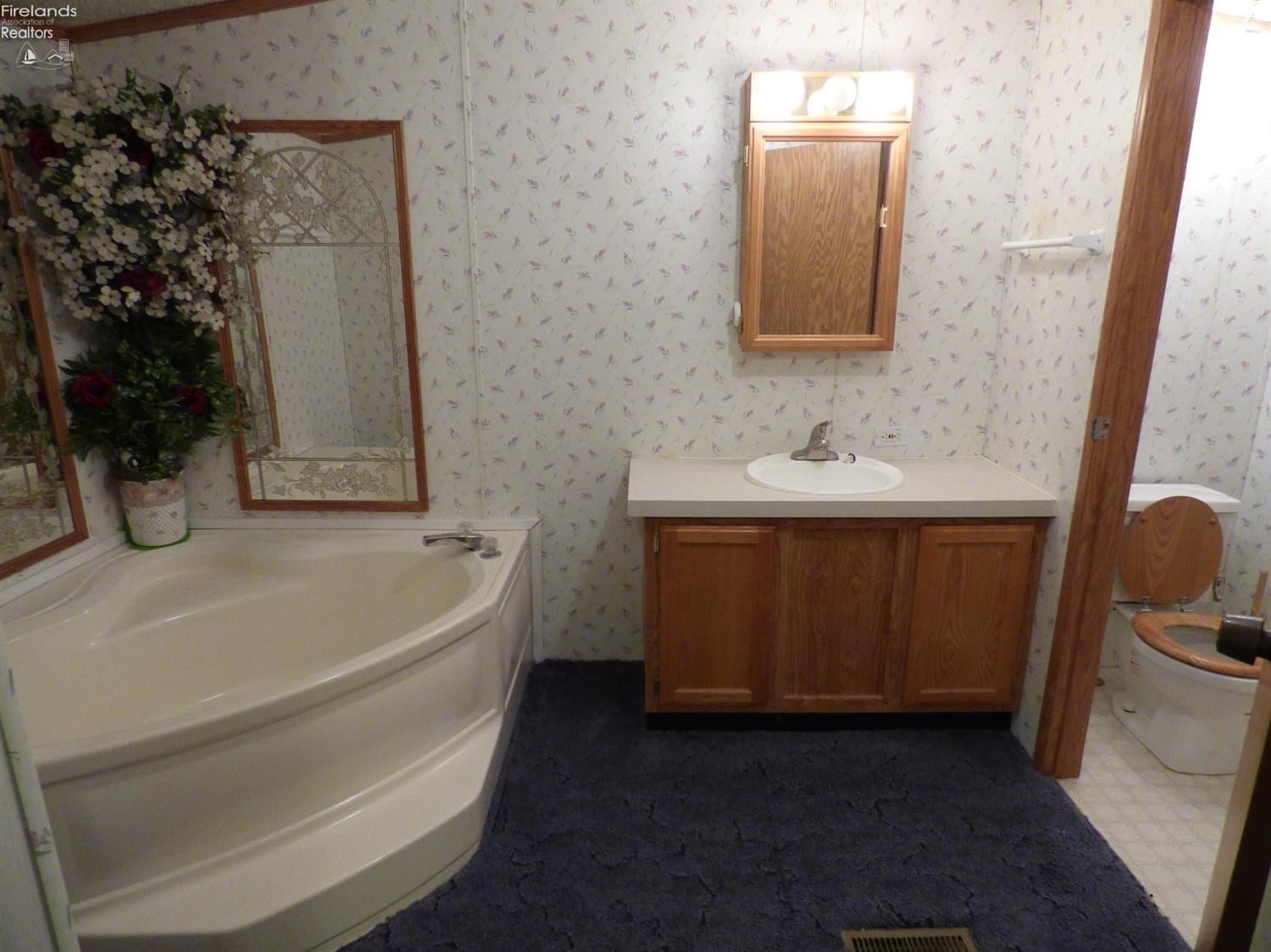 145 Coen Road Vermilion, OH 44089 - Photo 5 of 10 Gallery Image 5