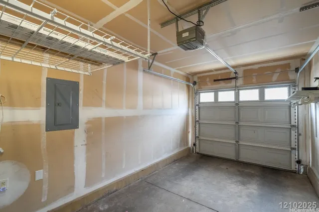 $3,500 | 87-2127 Pakeke Street, Waianae, HI 96792