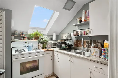 $899,000 | 87 Hope Street, Providence, RI 02906