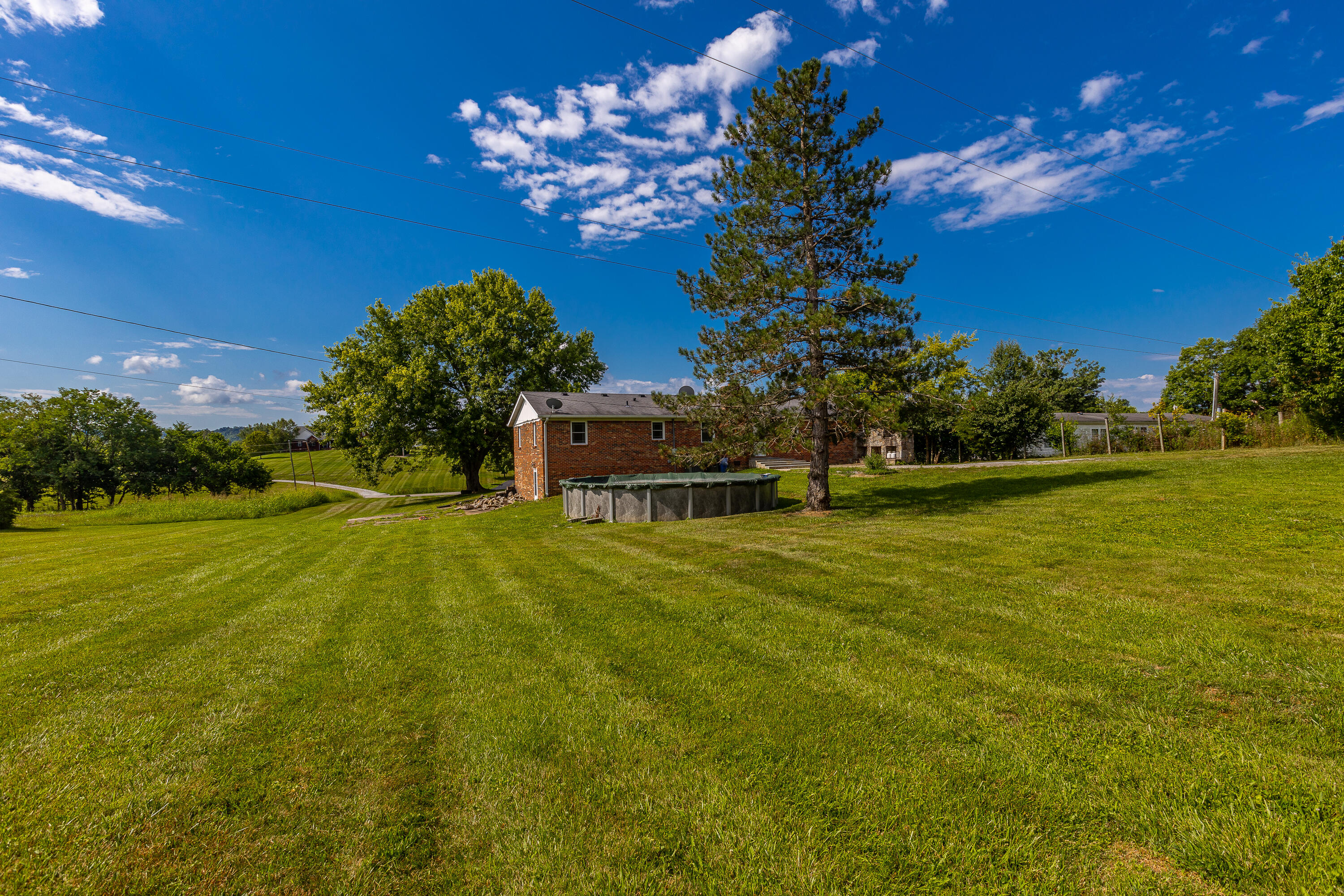 6110 Lebanon Road Danville, KY 40422 - Photo 39 of 45 1-40
