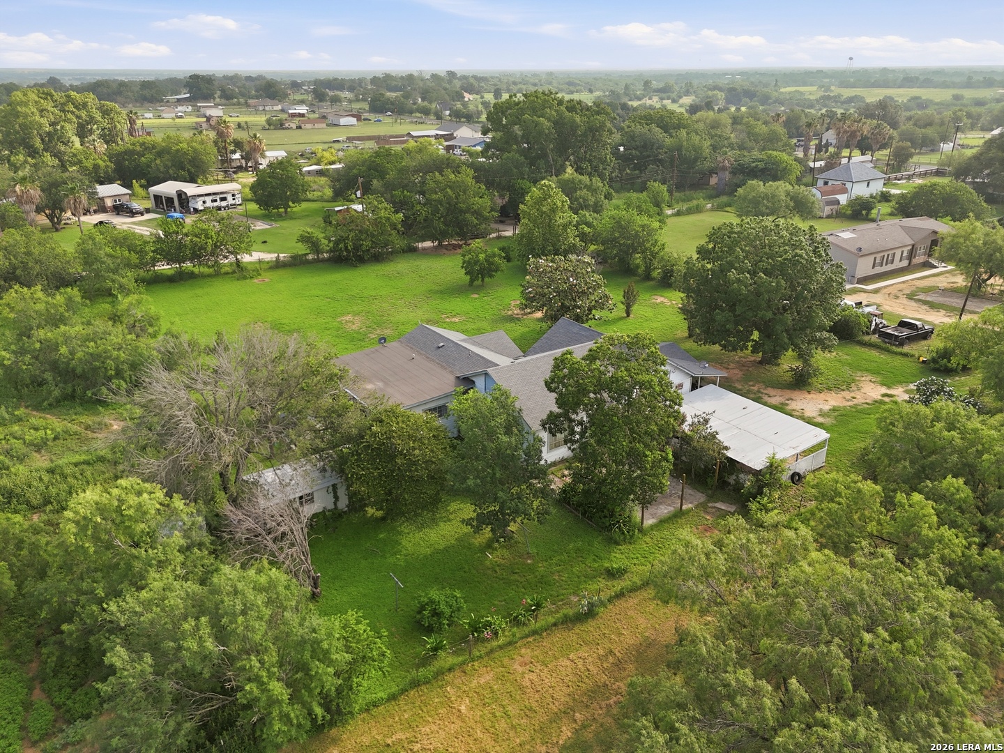14011 Wisdom Road Atascosa, TX 78002 - Photo 31 of 35