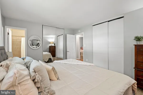 $4,200 | 10159 Marshall Pond Road, Burke, VA 22015