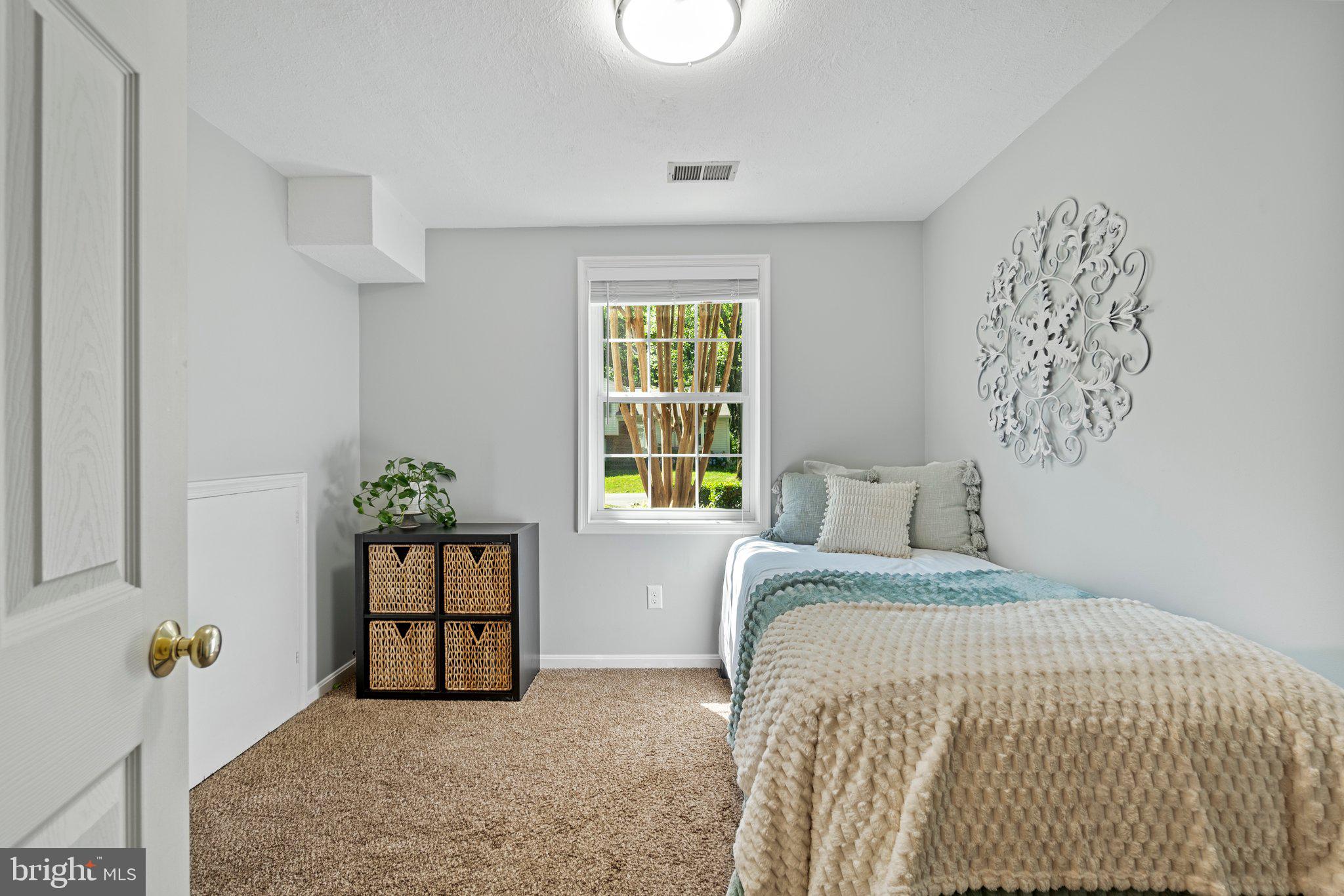 10159 Marshall Pond Road Burke, VA 22015 - Photo 27 of 36 Bedroom 4