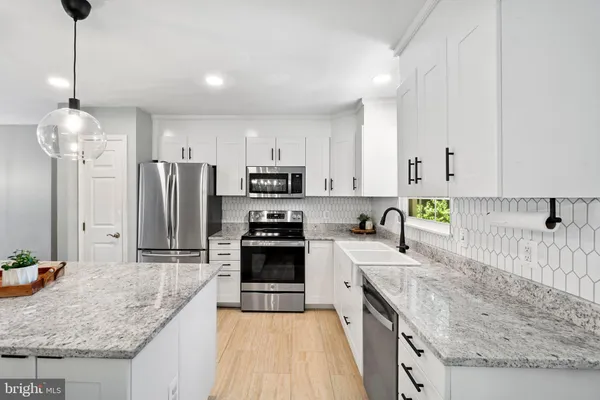 $4,200 | 10159 Marshall Pond Road, Burke, VA 22015