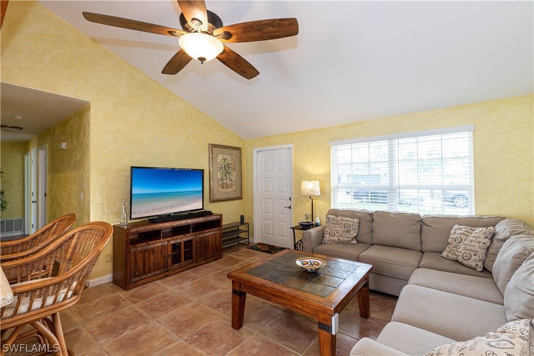 9209 King Road East Fort Myers, FL 33967 - Photo 5 of 20 Gallery Image 5