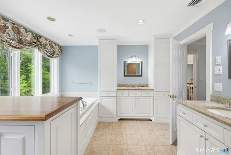 $1,095,000 | 31 Aunt Pattys Lane West, Bethel, CT 06801
