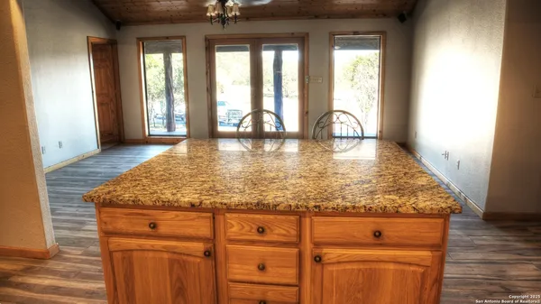 $874,000 | 457 Tomahawk Way, Concan, TX 78838