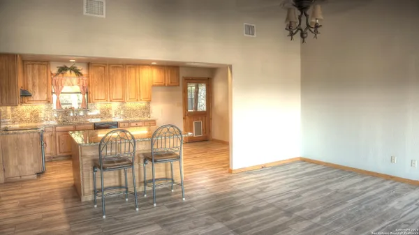 $874,000 | 457 Tomahawk Way, Concan, TX 78838