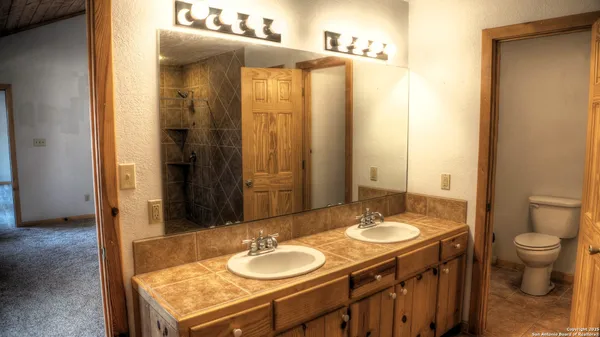 $874,000 | 457 Tomahawk Way, Concan, TX 78838