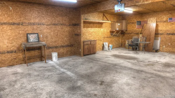 $874,000 | 457 Tomahawk Way, Concan, TX 78838