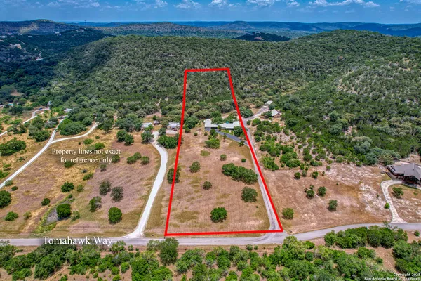$874,000 | 457 Tomahawk Way, Concan, TX 78838