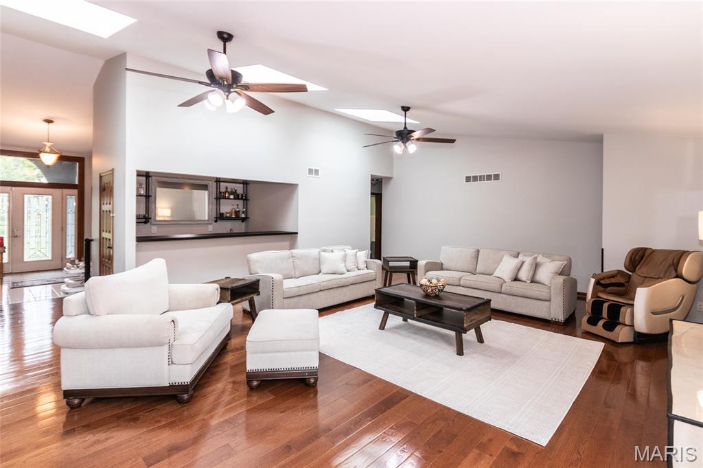 15875 Kettington Road Chesterfield, MO 63017 - Photo 20 of 62