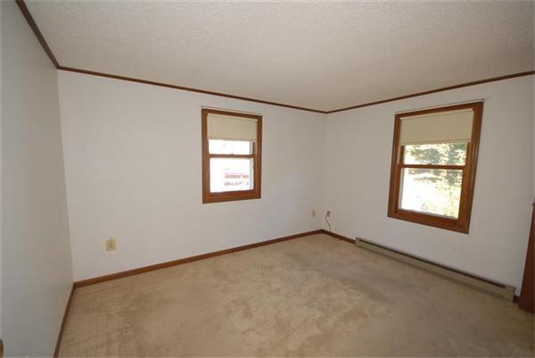 243 Cedar Brook Road Lynn, MA 01904 - Photo 8 of 24 Gallery Image 8