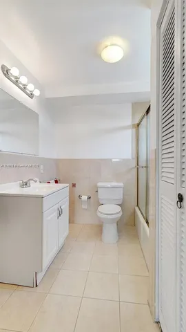 $266,000 | 427 Golden Isles Drive, Unit 5J, Hallandale Beach, FL 33009