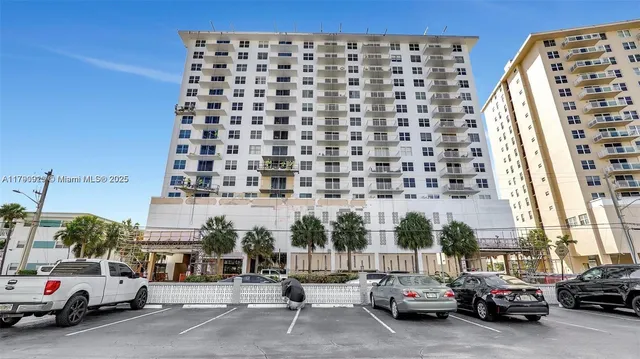 $266,000 | 427 Golden Isles Drive, Unit 5J, Hallandale Beach, FL 33009