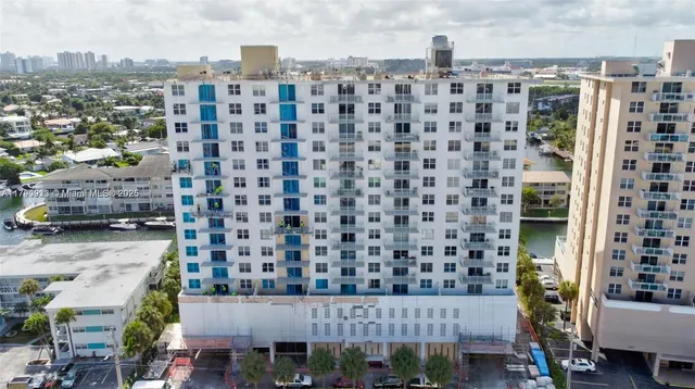 $266,000 | 427 Golden Isles Drive, Unit 5J, Hallandale Beach, FL 33009
