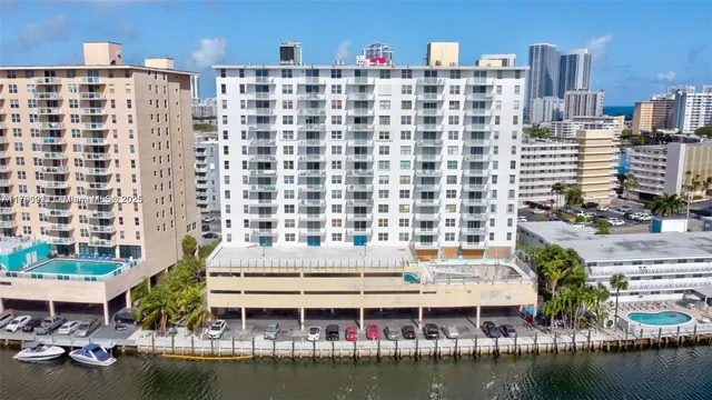 $266,000 | 427 Golden Isles Drive, Unit 5J, Hallandale Beach, FL 33009