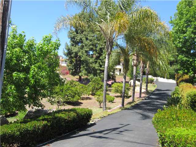 1610 Skyhawk Road Escondido, CA 92029 - Photo 2 of 25 Gallery Image 2
