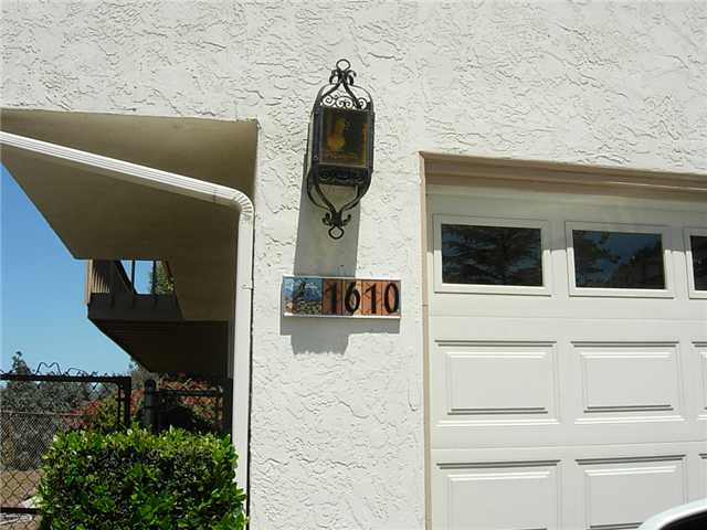 1610 Skyhawk Road Escondido, CA 92029 - Photo 4 of 25 Gallery Image 4