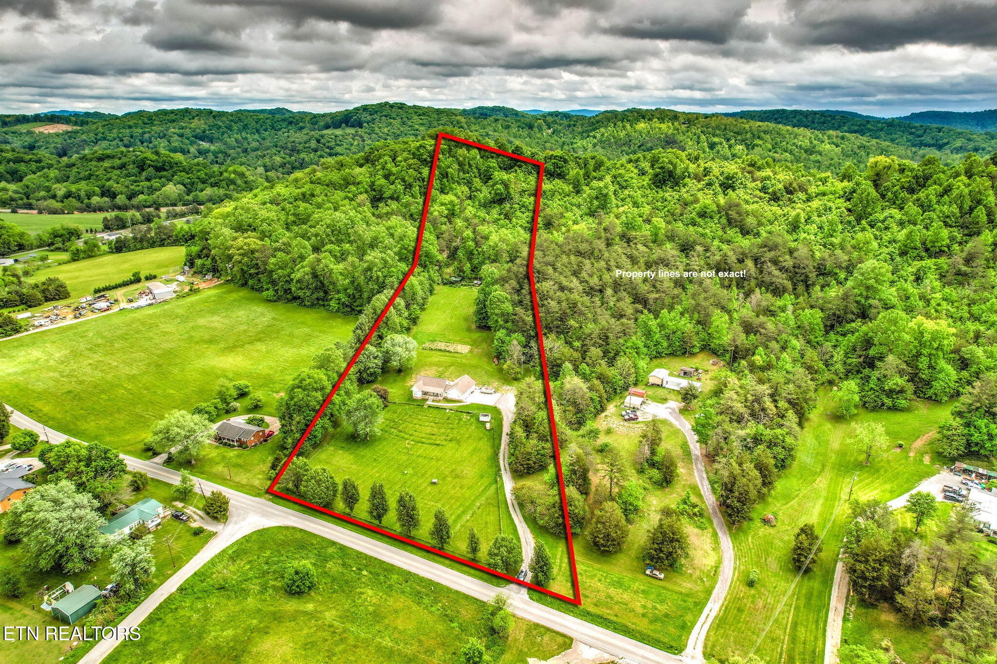 235 Raccoon Valley Road Maynardville, TN 37807 - Photo 38 of 41