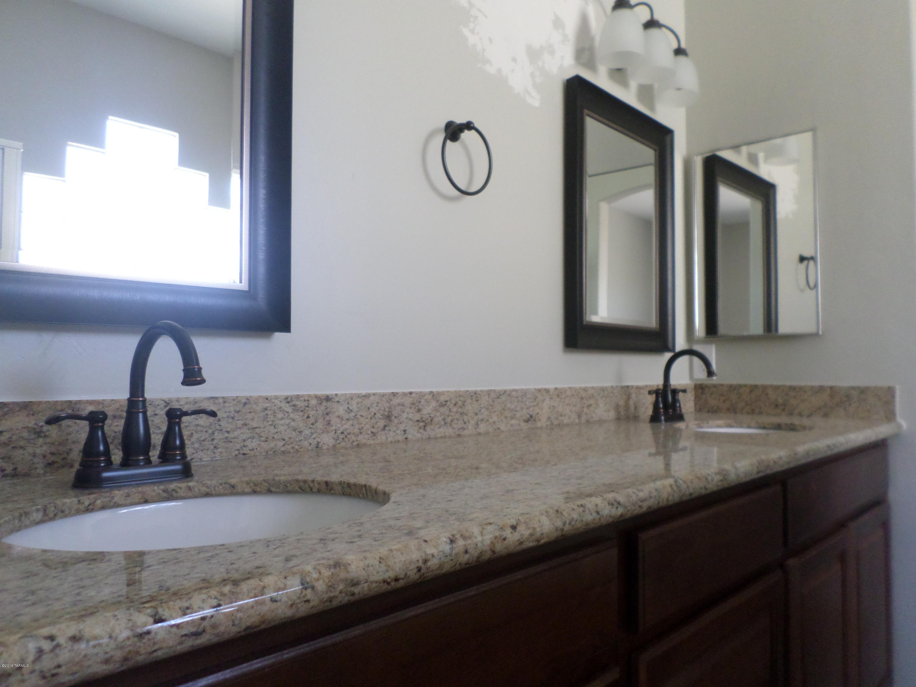 256 Tabascoe Place Tucson, AZ 85755 - Photo 16 of 24