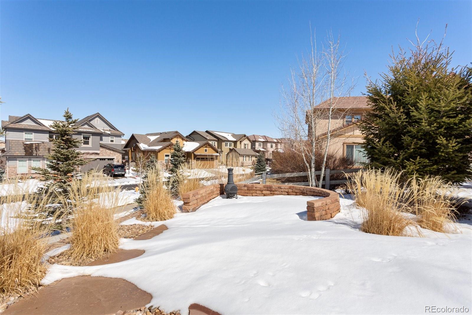 10634 Sundial Rim Road Highlands Ranch, CO 80126 - Photo 35 of 40 a view of a ocean view