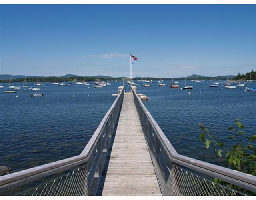 Waterfront/Dock/Pier. 110 foot deep...
