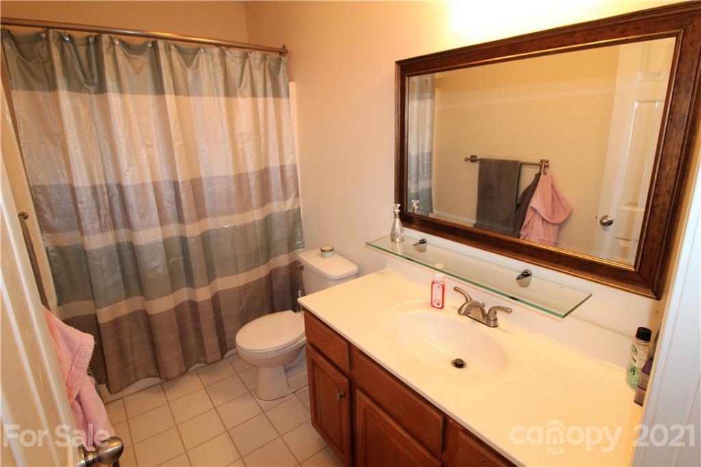 345 Quinn Road Clover, SC 29710 - Photo 9 of 23 Gallery Image 9