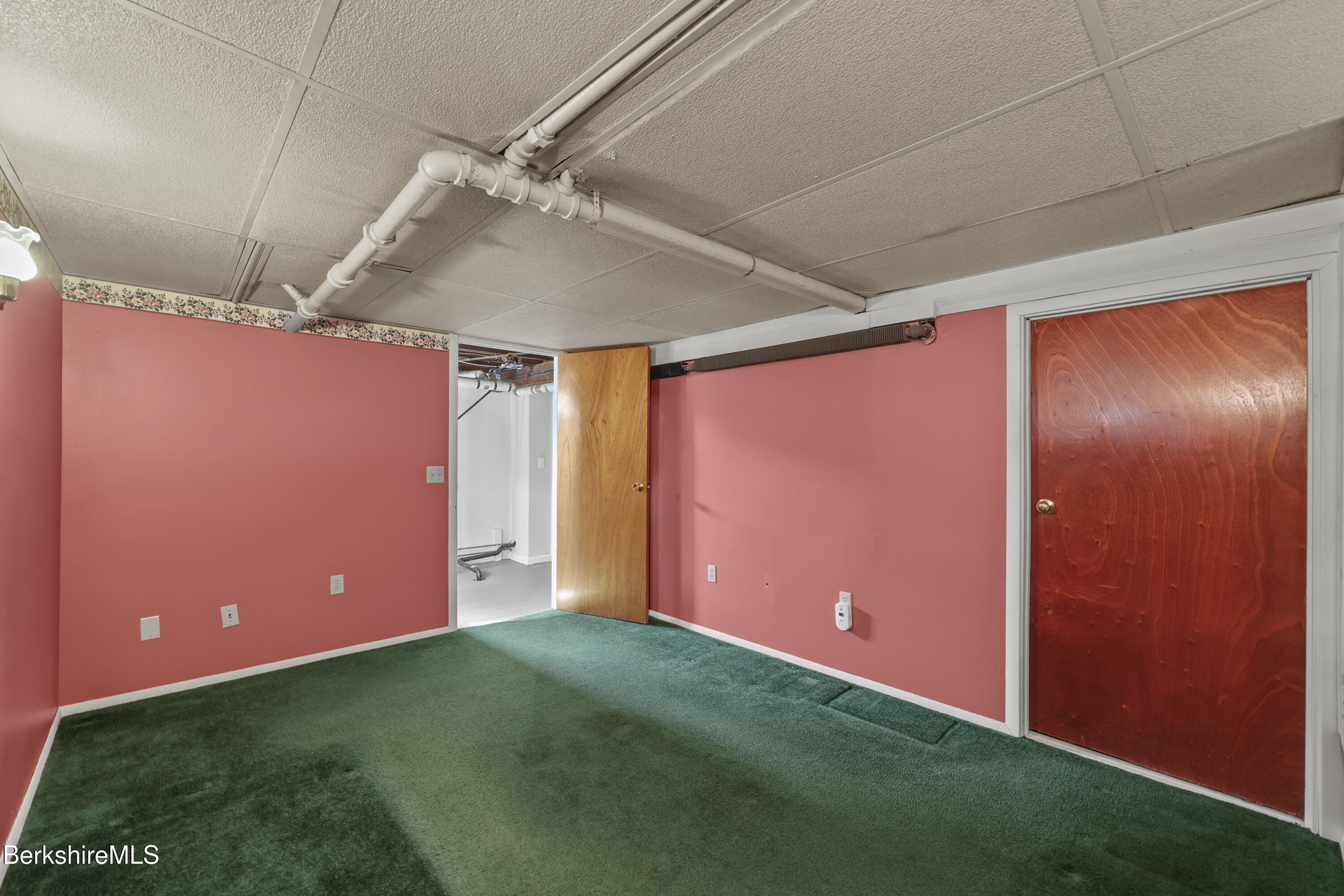 12 Sherrill Avenue Pittsfield, MA 01201 - Photo 29 of 40