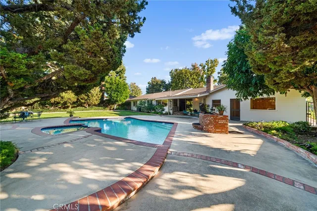 $1,600,000 | 631 East Elizabeth Drive, Orange, CA 92867