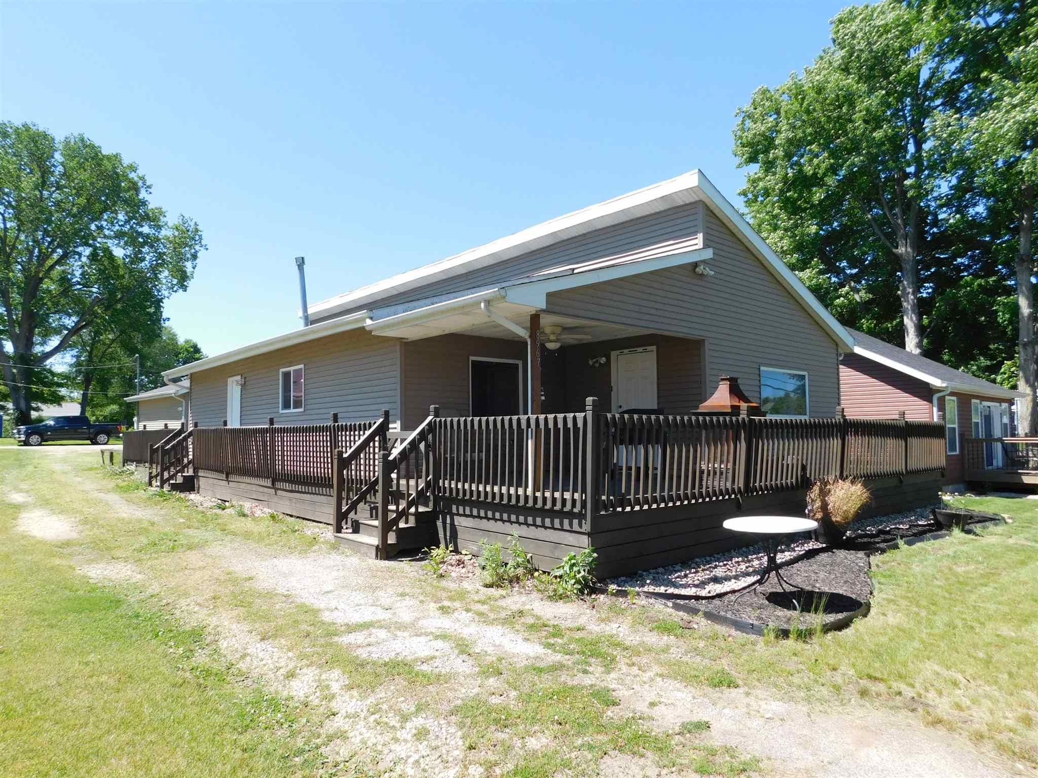 8967 East Hatchery Road Syracuse, IN 46567 - Photo 2 of 30 Gallery Image 2
