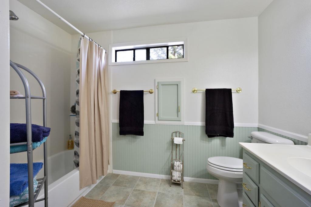 2777 Aldersgate Road Medford, OR 97504 - Photo 20 of 30 Additional Photo