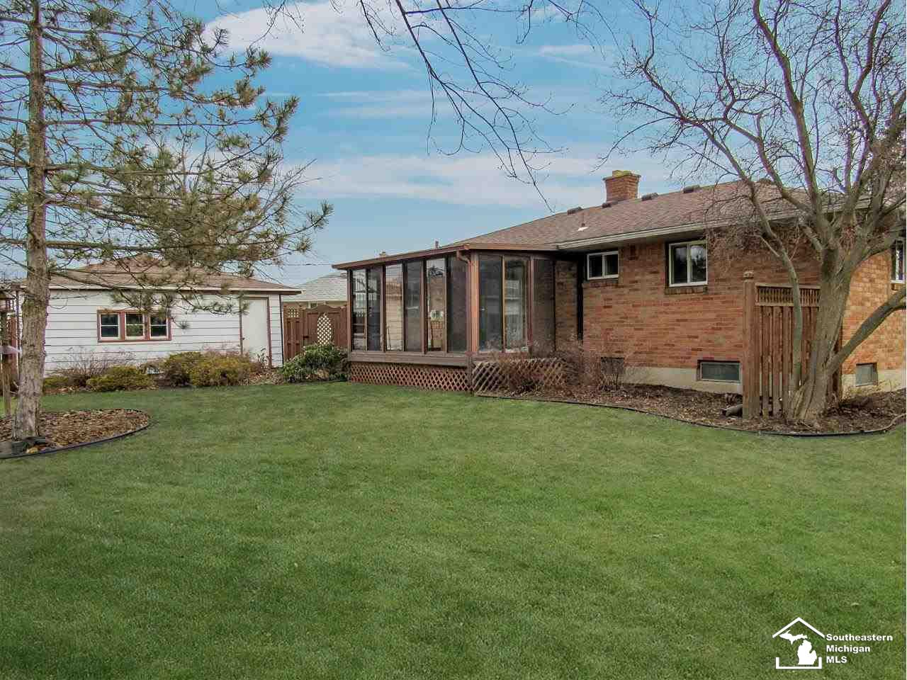 21 Riverside Court Monroe, MI 48162 - Photo 20 of 23 Gallery Image 20