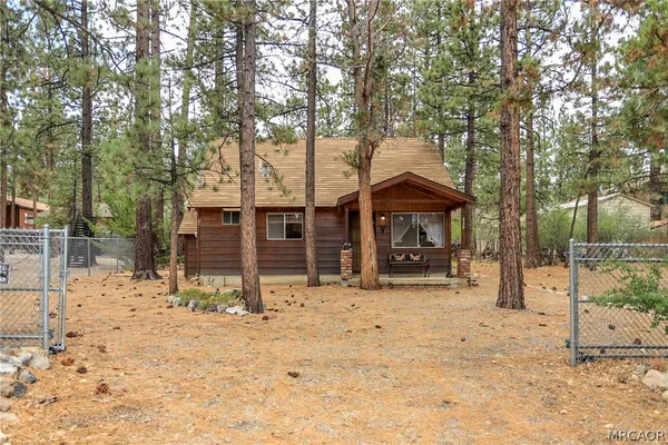 $279,000 | 630 Pine Lane, Sugarloaf, CA 92386