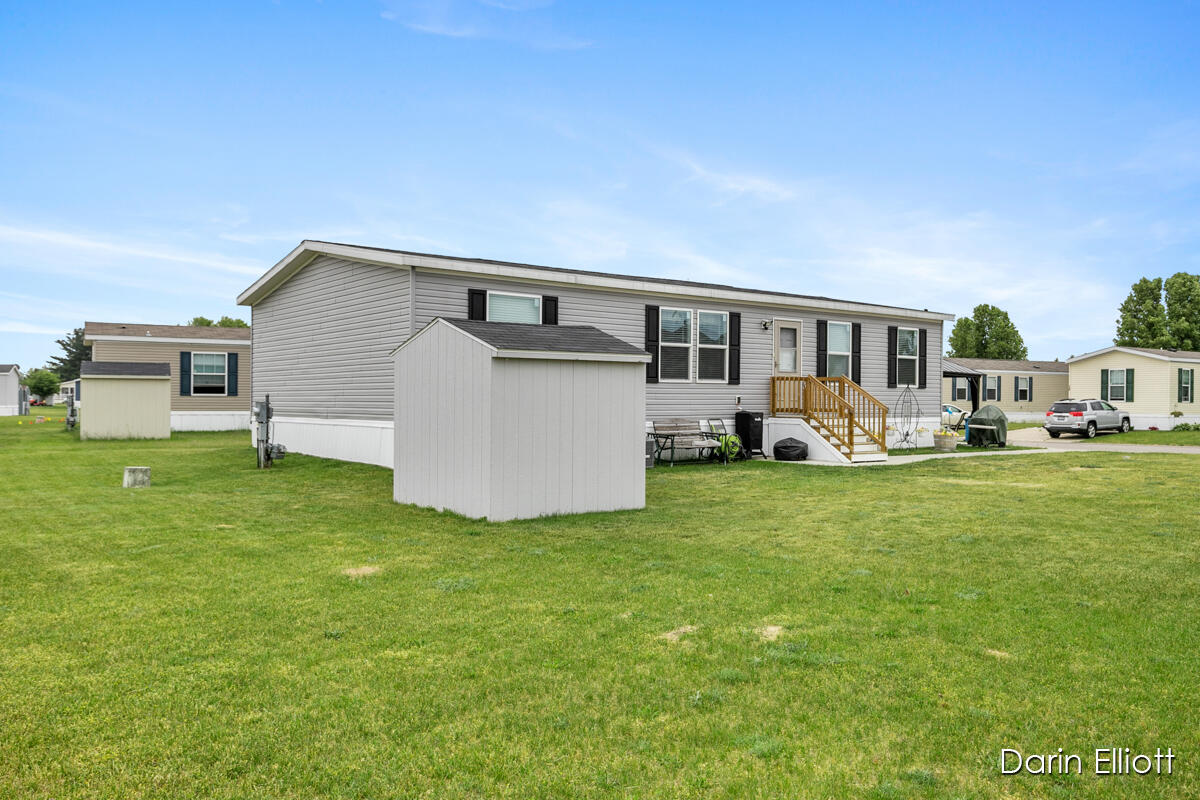 360 East Tuttle Road, Unit 160 Ionia, MI 48846 - Photo 33 of 34 IMG_1032