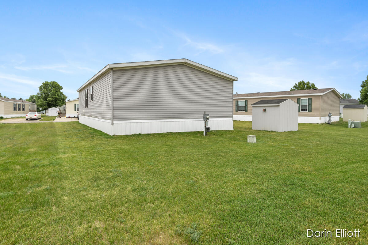 360 East Tuttle Road, Unit 160 Ionia, MI 48846 - Photo 34 of 34 IMG_1033