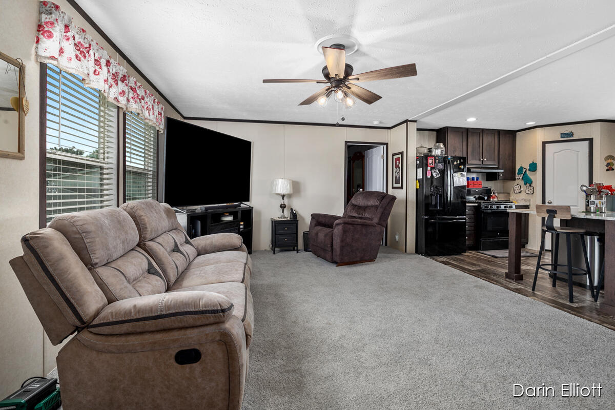 360 East Tuttle Road, Unit 160 Ionia, MI 48846 - Photo 6 of 34 IMG_1005