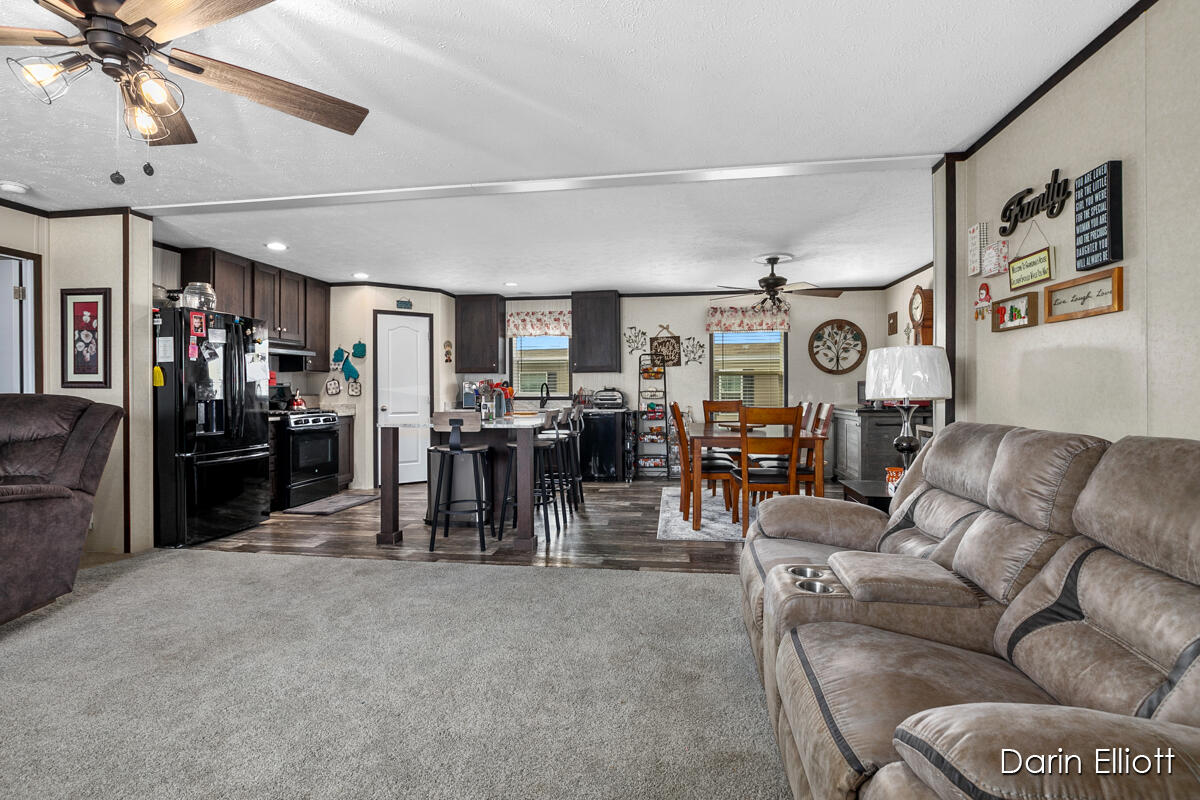 360 East Tuttle Road, Unit 160 Ionia, MI 48846 - Photo 8 of 34 IMG_1007