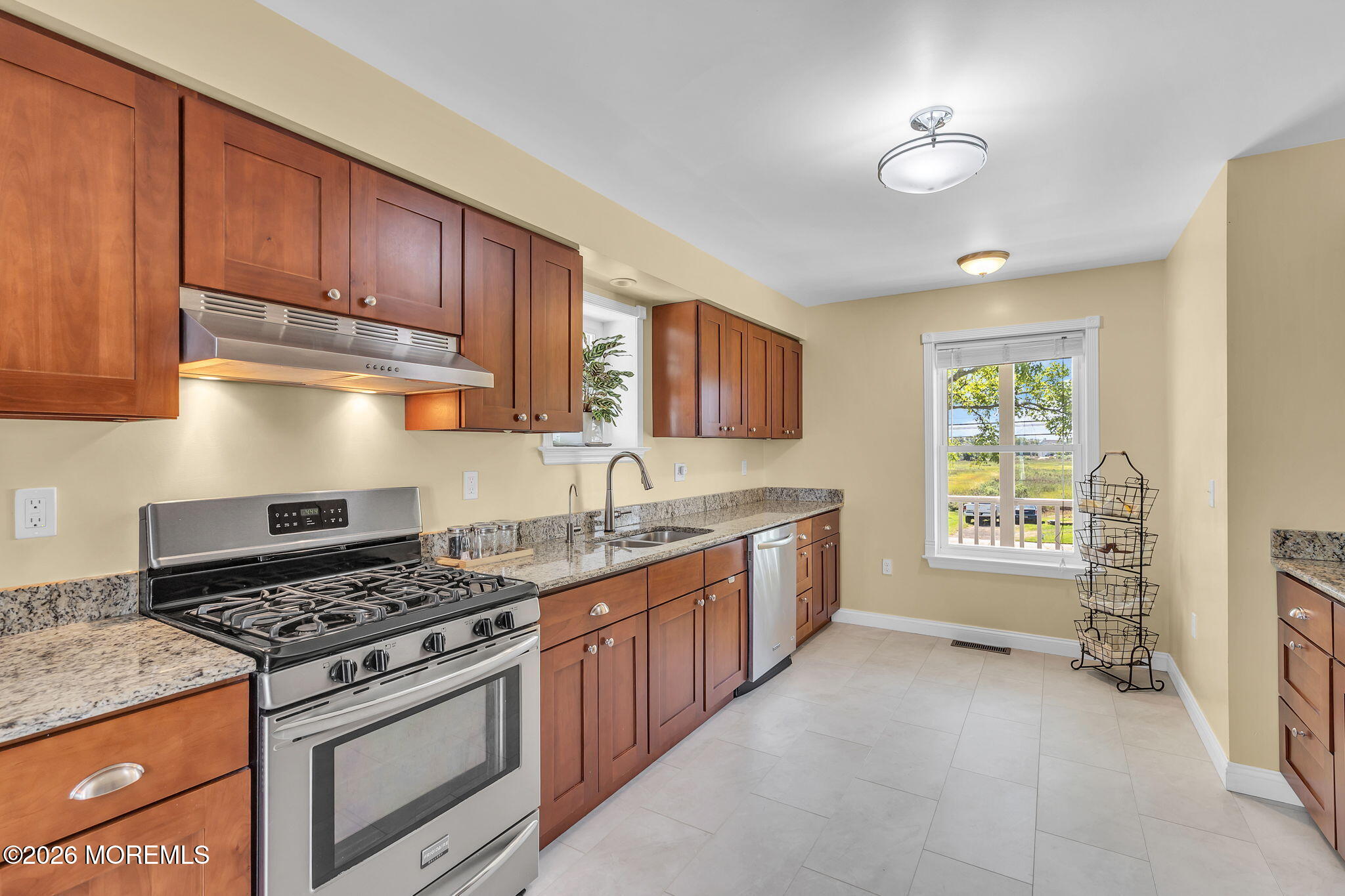 655 Front Street Union Beach, NJ 07735 - Photo 22 of 65 Kitchen